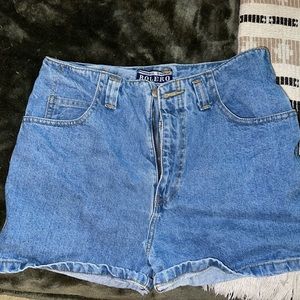 Bolero denim shorts, size 5-6